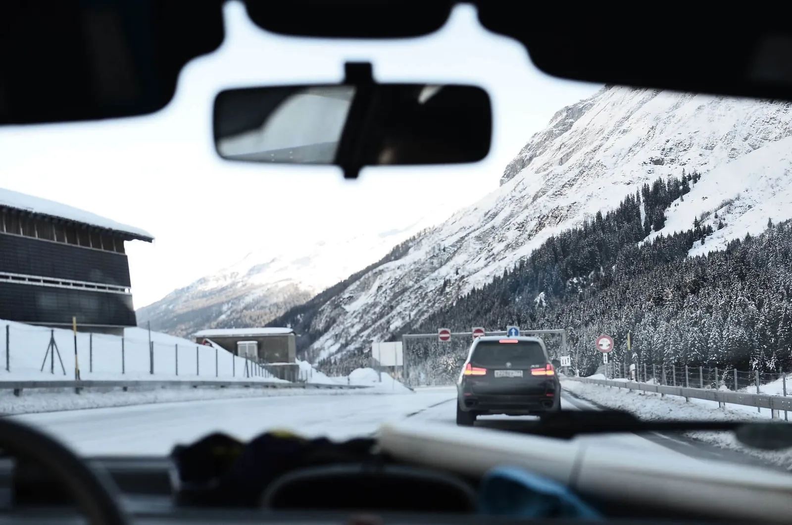 Bereikbaarheid skigebieden vanaf Nederland: complete gids voor je reis naar de sneeuw