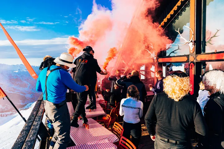 Dutchweek 2025/2026: de ultieme combinatie van wintersport en après-ski in de Alpen